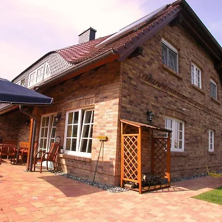 Ferienhaus-bel-monte-in-gross-zicker-halbinsel-moenchgut *