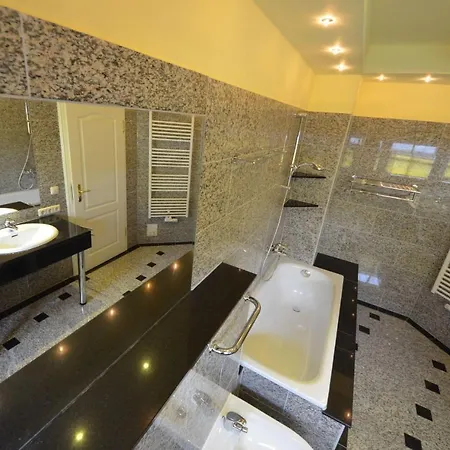 Ferienhaus-bel-monte-in-gross-zicker-halbinsel-moenchgut * Gager