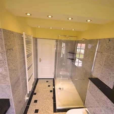 Ferienhaus-bel-monte-in-gross-zicker-halbinsel-moenchgut Vakantiehuis Gager