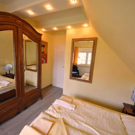 度假居 Ferienhaus-bel-monte-in-gross-zicker-halbinsel-moenchgut 加格尔