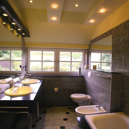 Ferienhaus-bel-monte-in-gross-zicker-halbinsel-moenchgut Vakantiehuis Gager