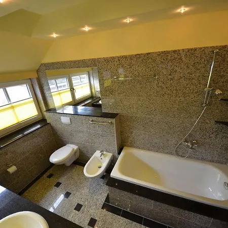 Holiday home Ferienhaus-bel-monte-in-gross-zicker-halbinsel-moenchgut Gager