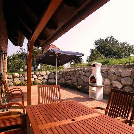 Ferienhaus-bel-monte-in-gross-zicker-halbinsel-moenchgut Gager