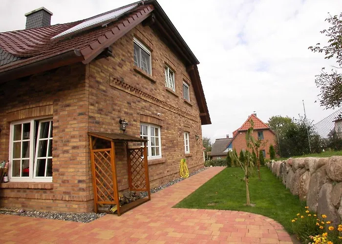 Ferienhaus-bel-monte-in-gross-zicker-halbinsel-moenchgut 度假居