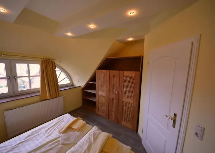 Ferienhaus-bel-monte-in-gross-zicker-halbinsel-moenchgut